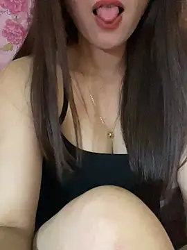 Snapshot of Moon_pusy chatting on July 1, 2026, 6:36 am Moon pusy online show from July 1, 2026, 6:36 am