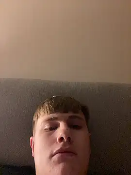 Sammyboy2211 online show from January 12, 2026, 1:12 am