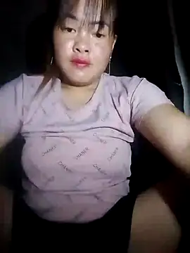 emilyzz online show from October 10, 2025, 10:21 pm