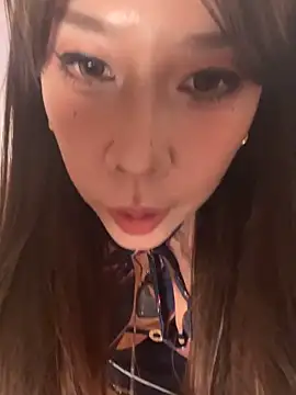 qianhan x online show from October 21, 2025, 4:17 pm