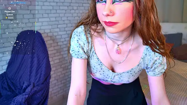 KarenSmitht online show from February 8, 2026, 2:26 pm