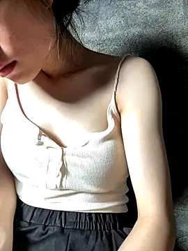 Bella sexy98 online show from October 4, 2025, 3:41 am