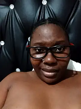 Darkchokola33 online show from September 28, 2025, 6:15 pm