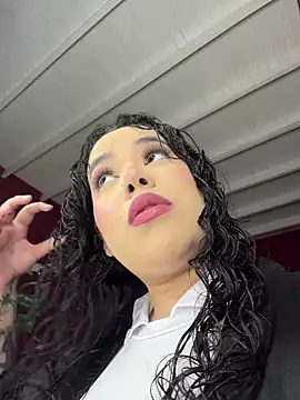 krisstenSantos online show from January 16, 2026, 1:59 pm