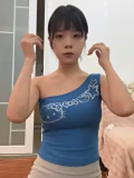 Snapshot of qiqi_x chatting on March 2, 2026, 2:02 pm qiqi x online show from March 2, 2026, 2:02 pm