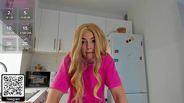 KristenHarrington online show from December 14, 2025, 10:32 am