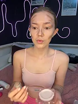 MilaMoone online show from February 20, 2026, 11:23 am