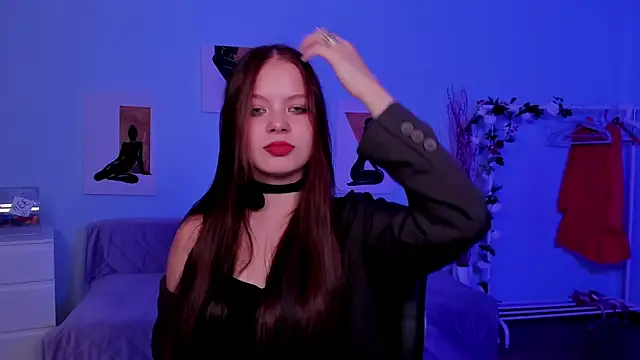 BetsyKiss online show from September 29, 2025, 5:18 pm