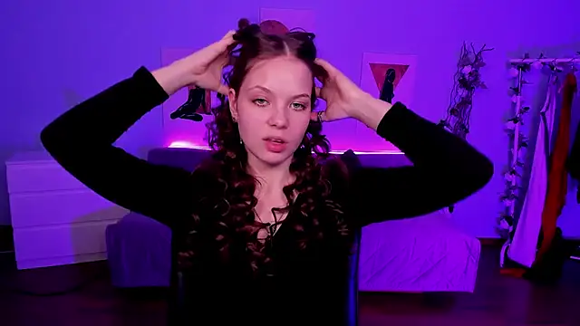 Snapshot of BetsyKiss chatting on April 28, 2026, 5:06 pm BetsyKiss online show from April 28, 2026, 5:06 pm