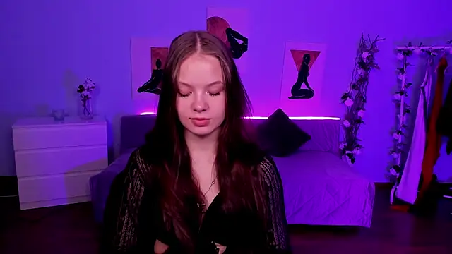 Snapshot of BetsyKiss chatting on April 24, 2026, 5:04 pm BetsyKiss online show from April 24, 2026, 5:04 pm