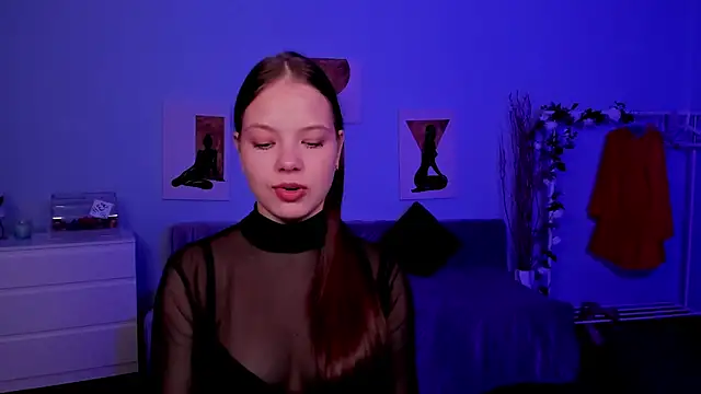 BetsyKiss online show from November 28, 2025, 5:51 am