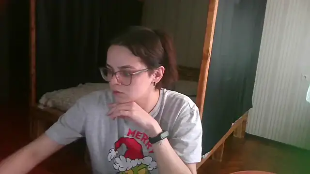 EthelsLover online show from March 1, 2026, 1:22 pm