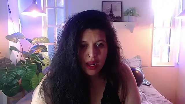 Andrea secret  online show from April 8, 2026, 1:45 pm