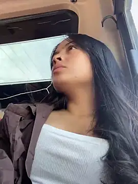 Karla 1-2 online show from September 24, 2025, 7:09 pm