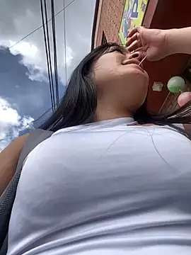 Karla 1-2 online show from November 19, 2025, 7:25 pm