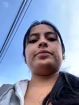 Karla 1-2 online show from November 11, 2025, 8:36 pm