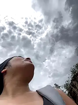 Karla 1-2 online show from October 3, 2025, 3:57 pm