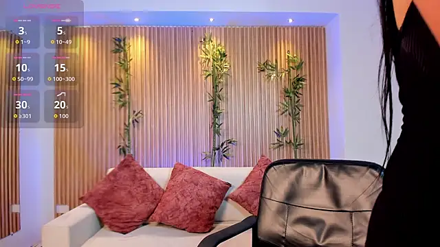 Snapshot of Megancoxx chatting on December 20, 2025, 5:05 pm Megancoxx online show from December 20, 2025, 5:05 pm