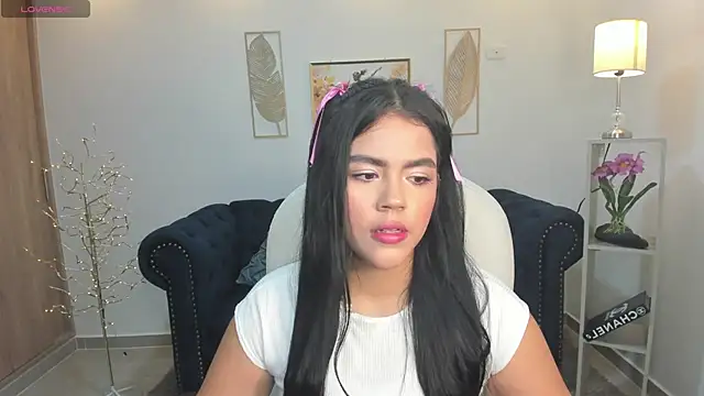 Mila blaze online show from November 3, 2025, 12:38 am