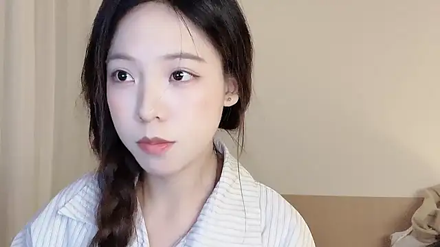 Meng 777 online show from November 12, 2025, 11:36 am