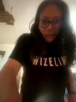 Lisa Squirt Hot online show from September 23, 2025, 12:17 am