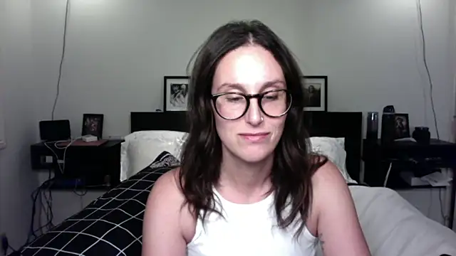 annmarieferrara online show from January 16, 2026, 3:43 am