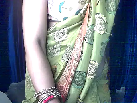 Snapshot of Sangeetha5 chatting on September 17, 2025, 5:48 pm Sangeetha5 online show from September 17, 2025, 5:48 pm