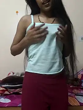 Snapshot of reetika6375 chatting on February 2, 2026, 8:52 pm reetika6375 online show from February 2, 2026, 8:52 pm