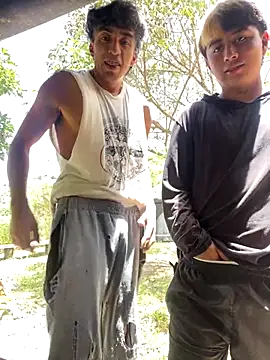 sky-wolves online show from September 27, 2025, 4:35 pm