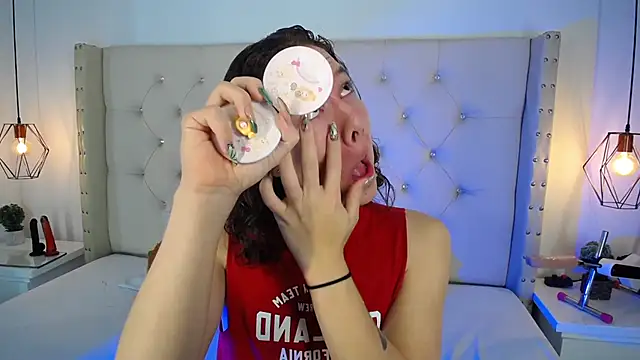 bycandy  online show from December 16, 2025, 12:09 pm