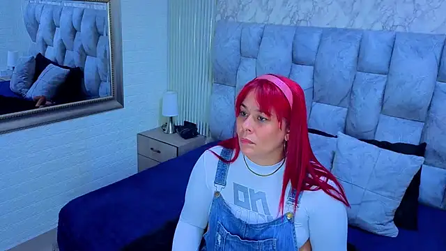 sofiagutierrez   online show from December 17, 2025, 4:28 am