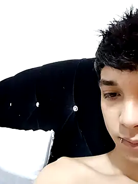 Snapshot of LeySmithVC chatting on October 30, 2025, 10:17 pm LeySmithVC online show from October 30, 2025, 10:17 pm