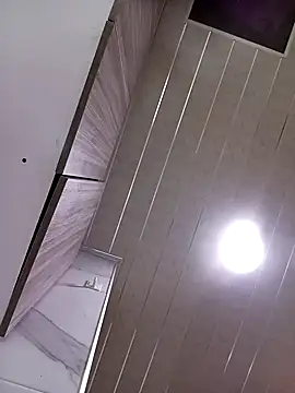 Snapshot of LeySmithVC chatting on October 29, 2025, 6:12 am LeySmithVC online show from October 29, 2025, 6:12 am