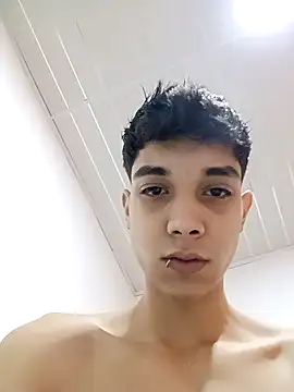 Snapshot of LeySmithVC chatting on October 4, 2025, 1:18 am LeySmithVC online show from October 4, 2025, 1:18 am