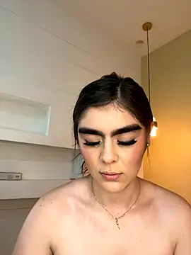 SofiaFontaiine online show from November 16, 2025, 4:39 am