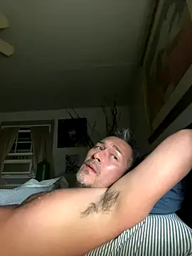 countryboi2002 online show from October 8, 2025, 2:35 am