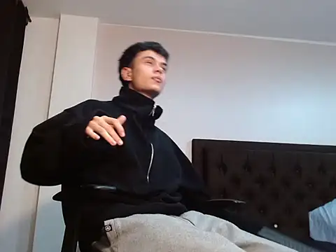 jaico santos online show from September 22, 2025, 11:11 pm