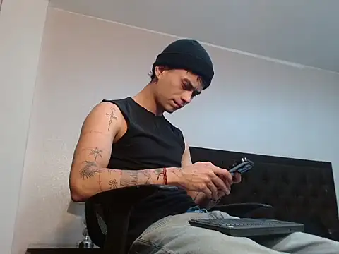 jaico santos online show from September 17, 2025, 11:07 pm