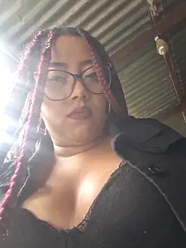 Ebony-Goddess19 online show from October 29, 2025, 5:12 pm