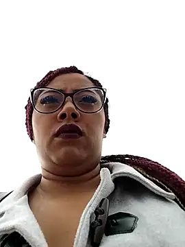 Ebony-Goddess19 online show from November 14, 2025, 5:05 pm