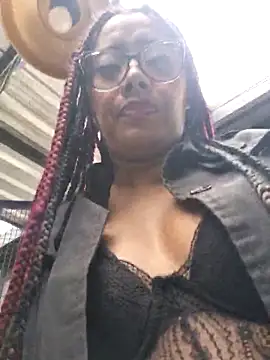 Ebony-Goddess19 online show from October 30, 2025, 5:10 pm