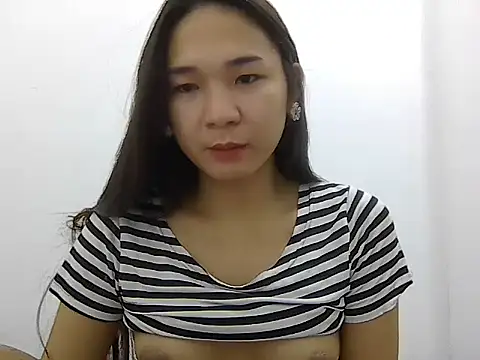 cumslut selena69 online show from February 18, 2026, 11:23 pm