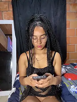 Snapshot of aurora_2007 chatting on November 26, 2025, 2:44 am aurora 2007 online show from November 26, 2025, 2:44 am