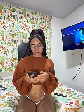 Snapshot of aurora_2007 chatting on October 24, 2025, 1:04 am aurora 2007 online show from October 24, 2025, 1:04 am