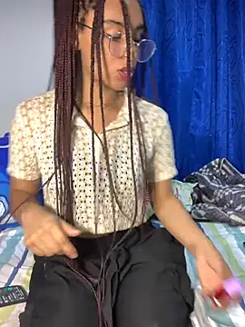 Snapshot of aurora_2007 chatting on November 2, 2025, 2:16 am aurora 2007 online show from November 2, 2025, 2:16 am