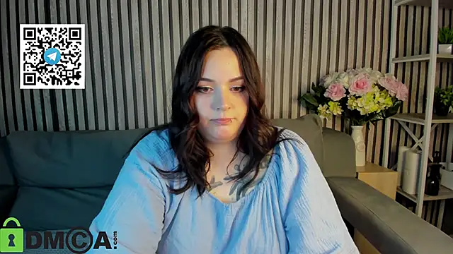 Mia R0ss online show from October 19, 2025, 1:08 am