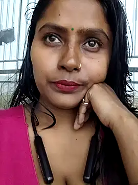 Snapshot of Jasmine_Januja chatting on February 6, 2026, 11:06 am Jasmine Januja online show from February 6, 2026, 11:06 am