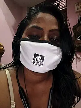 Jasmine Januja online show from September 26, 2025, 1:40 pm