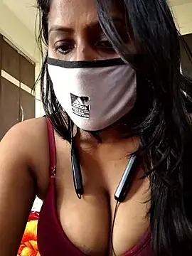 Jasmine Januja online show from January 9, 2026, 5:47 am