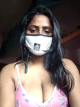 Jasmine Januja online show from November 11, 2025, 8:53 am